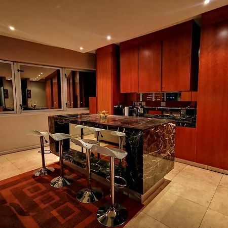 Apartamento 1507-Amazing Views & Unique Joburg Cbd Luxury Johannesburgo Exterior foto